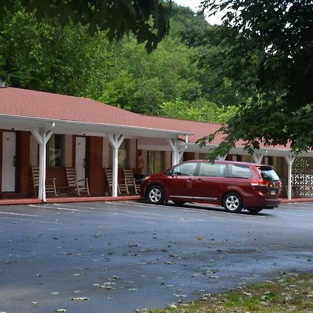 Travelowes Motel - Маґґі-Валлі Екстер'єр фото